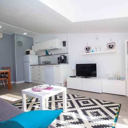 Apartments In Rogoznica 36019 Экстерьер фото