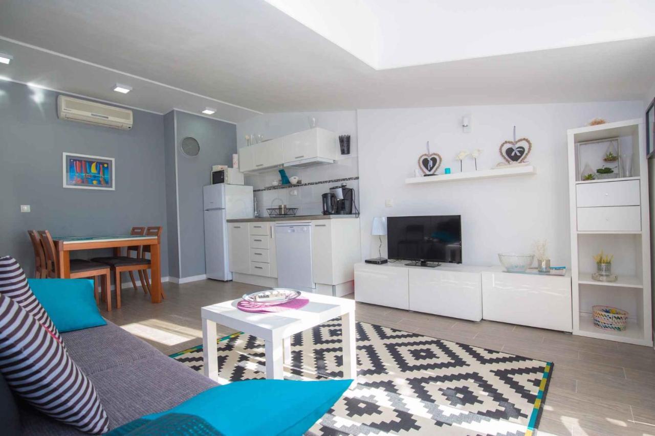 Apartments In Rogoznica 36019 Экстерьер фото
