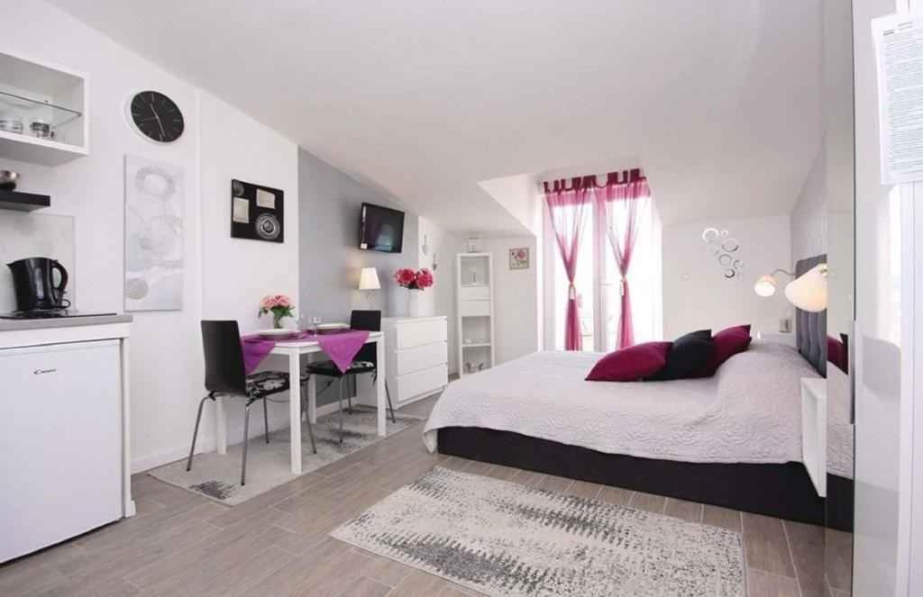 Apartments In Rogoznica 36019 Экстерьер фото
